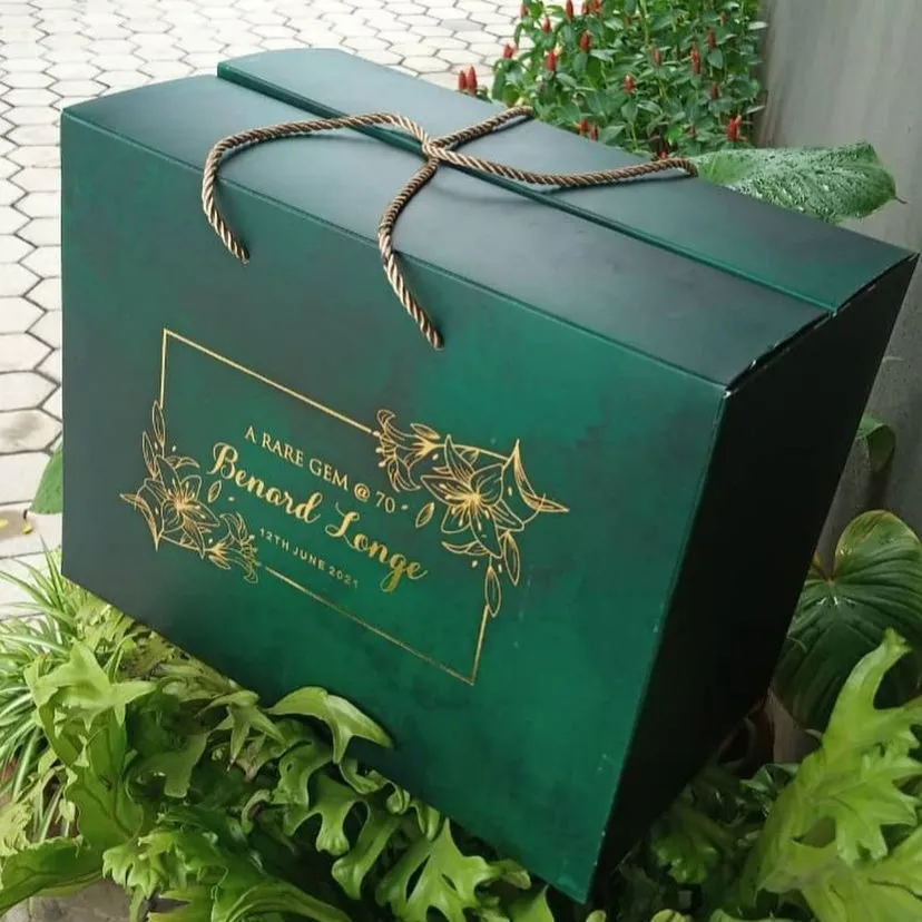 Customized branded best high top quality custom standard luxury carrier box gift bag design and printing in Lagos, Abuja, Nigeria, Africa.