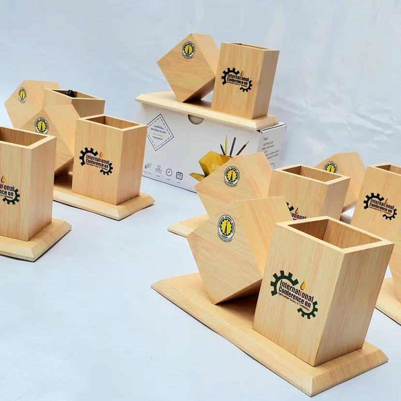 custom personalized desktop wooden pen
                                                        holder with digital clock led display