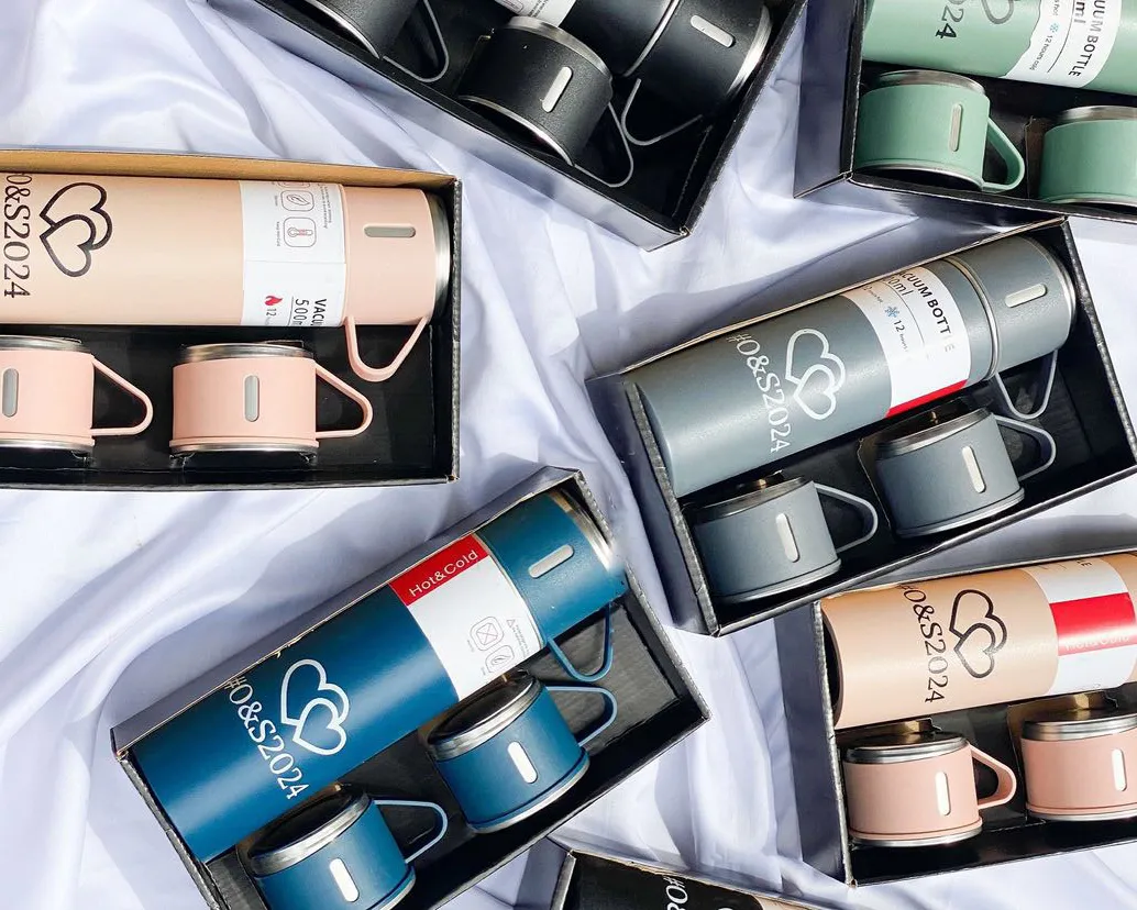 customize
                                                        branded vacuum flask set with 2 cups design and printing in lagos nigeria