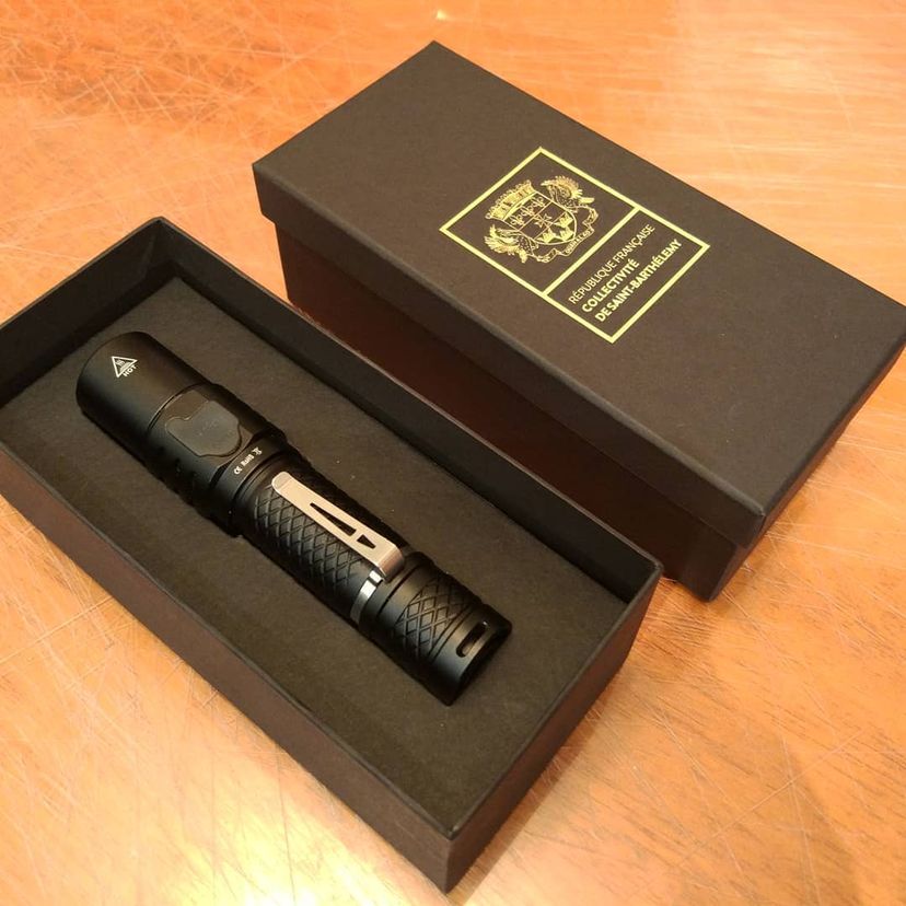 best high top quality custom branded customized perfume box packaging design and printing in Lagos, Abuja, Nigeria, Africa.