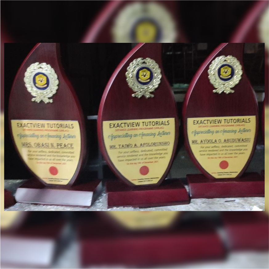 Customized branded best high top quality custom wooden award plaque design and printing in Lagos, Abuja, Nigeria, Africa.