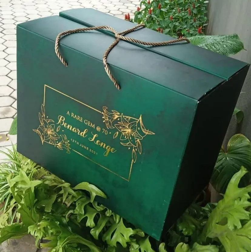 Top high best quality customized branded custom souvenir and food pack carrier box craft gift box branding design and printing in Lagos, Abuja, Nigeria Africa.