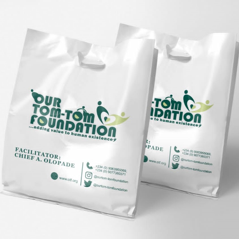 Customized high best quality top branded custom retractable premium gift shopping poly bag branding design and printing in Lagos, Abuja, Nigeria, Africa.
